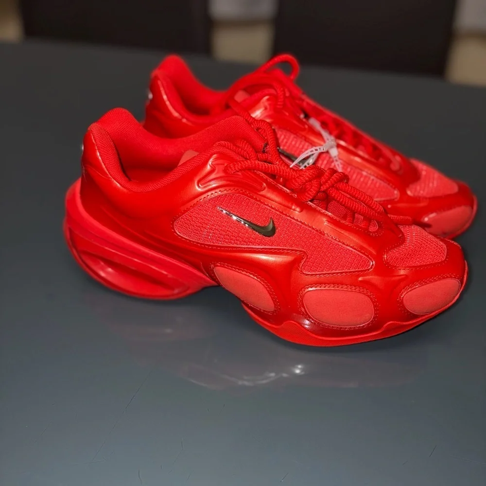 Nike Air Max Muse “Habanero Red”